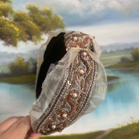 Petite Maison Kids brown lace wide knot center headband - Picture 4 of 7